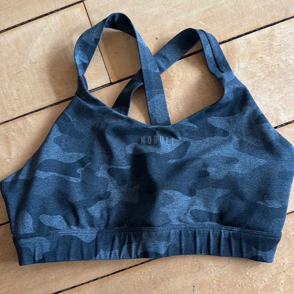NoBull sports bra large
